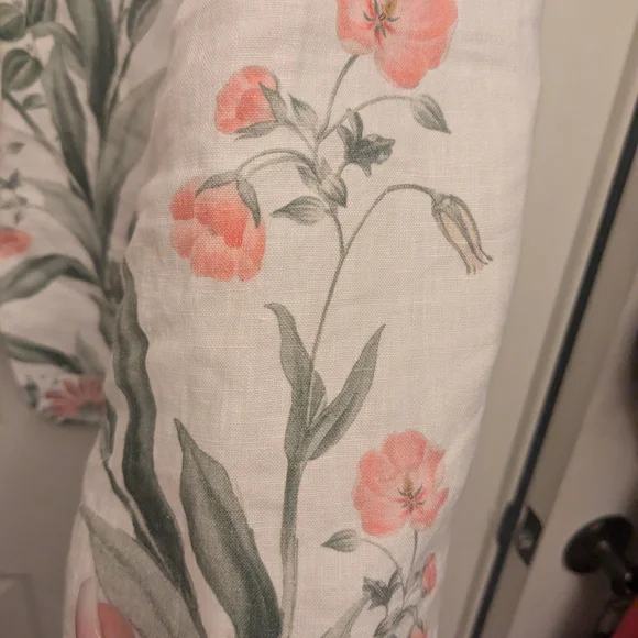 Chico's Elegant White Jacket with Floral Accents - Picture 4 of 11